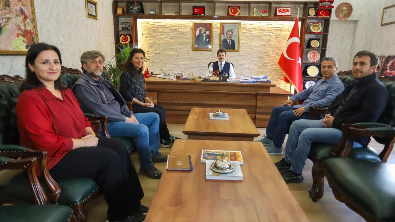 TRT’den kaymakam Cebeciye ziyaret