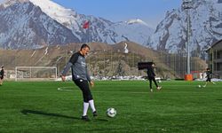 Vali Çelik, Hakkari sporu anlattı!