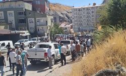 Hakkari’de Zincirleme Kaza: 3 Yaralı, O Anlar Kamerada