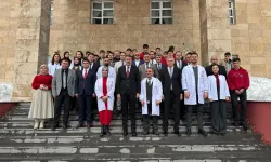 Vali Ali Çelik, Yüksekova’da öğrencilerin projelerini inceledi