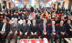 AK Parti Heyeti Hakkari’de Teşkilatla Bir Araya Geldi