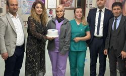 Hakkâri Devlet Hastanesi Yönetimi Sağlık Çalışanlarının Tıp Bayramı’nı Kutladı