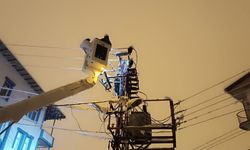 VEDAŞ Ekiplerinden Hakkari’de Zorlu Kış Mesaisi