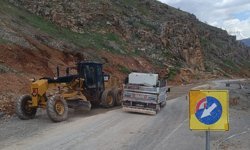 Çukurca Üzümlü Yolunda Onarım Çalışmaları Başladı