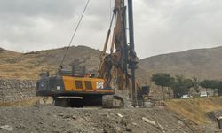 Hakkâri Üniversitesinde zemin kaymasına karşı çalışma başladı