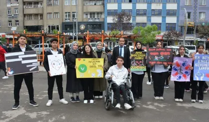Hakkari’de Engelliler İçin Yürüyüş