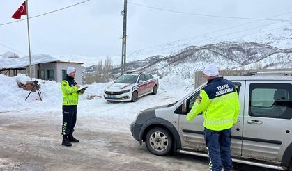 Jandarma Şemdinli’de Kış Tedbirlerini Anlattı