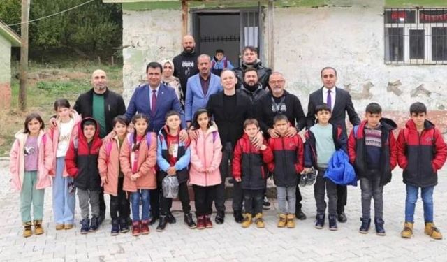 ‘Bin Motorcu Bin Çocuk’ projesi Hakkari'de