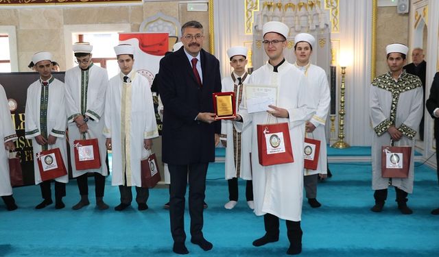 Hakkâri, Hutbe Yarışması Bölge Finali’ne Ev Sahipliği Yaptı