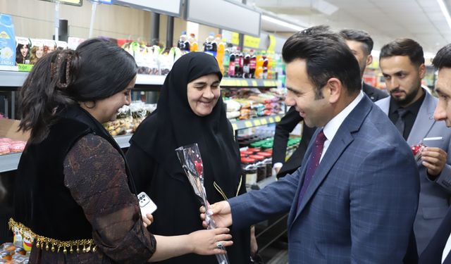 Derecik'te Dünya Kadınlar Günü Kutlandı