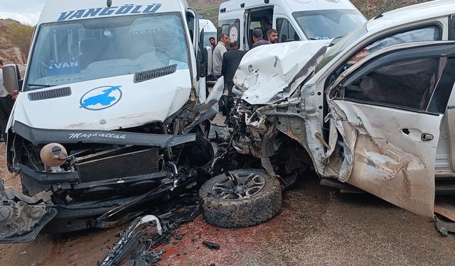 Trafik Kazası: 1’i Ağır 4 Yaralı