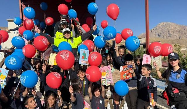 Hakkari’de Öğrencilere Uygulamalı Trafik Eğitimi