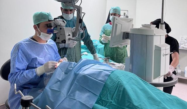 Çukurca'da ilk defa katarak ameliyatı yapıldı
