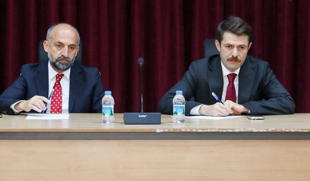 Kaymakam Cebeci muhtarlarla bir araya geldi