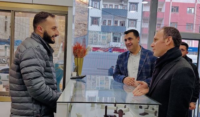 Kaymakam Akpınar ve Başkan Şakar’dan esnaf ziyareti