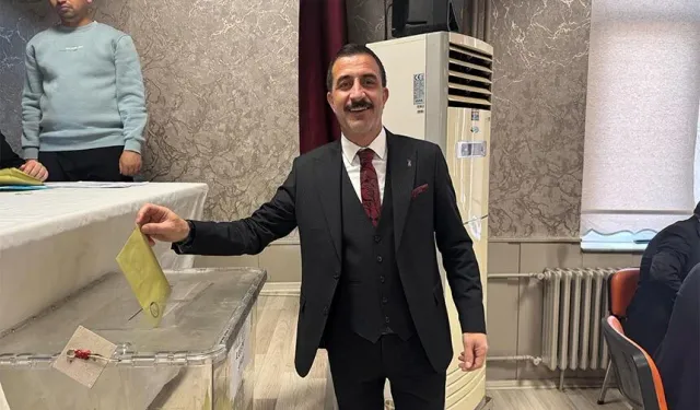 Mevcut Başkan Tekin, Esnaf Odasında Güven Tazeledi