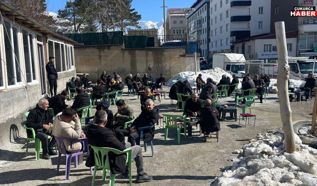 Hakkâri’de Bahar Havası: Vatandaşlar Güneşin Tadını Çıkardı