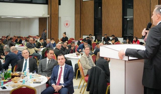 Vali Taşyapan, İl Özel İdaresi Personeliyle İftar Yaptı