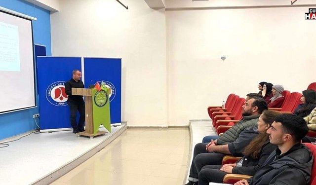 Hakkari Üniversitesi'nde Almanca Öğretmenliği Söyleşisi Düzenlendi