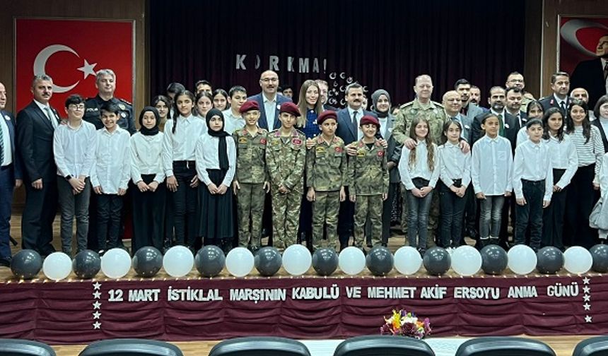 Çukurca’da İstiklal Marşı’nın kabulü ve Mehmet Akif Ersoy’u Anma Günü kutlandı