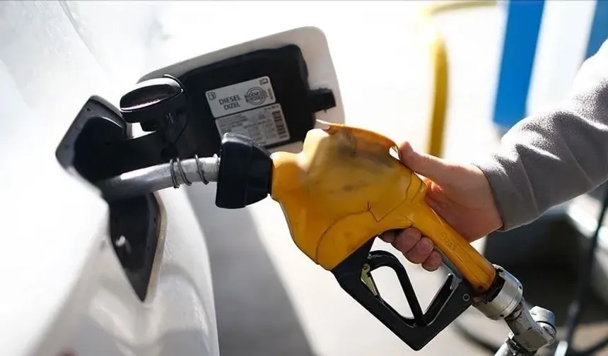 Akaryakıt fiyatları güncellendi: Benzin, mazot, LPG fiyatları