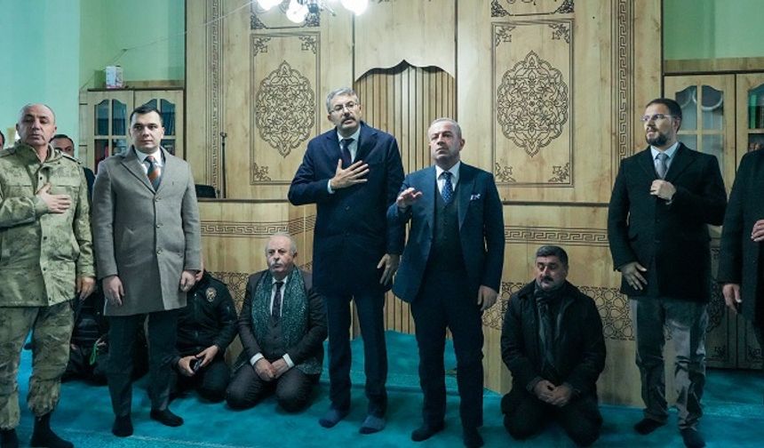 Hakkari Valisi Çelik’ten Dayan Ailesine Taziye Ziyareti