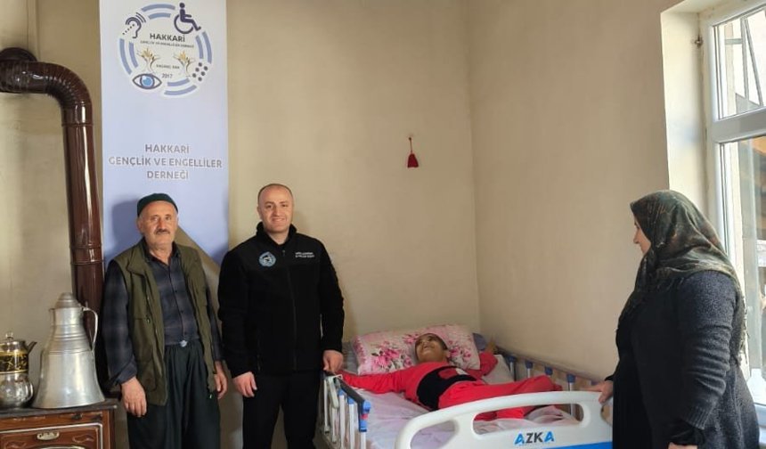 Hakkari’de Bir Ailenin Yüzü Güldü: Hasta Yatağı Desteği