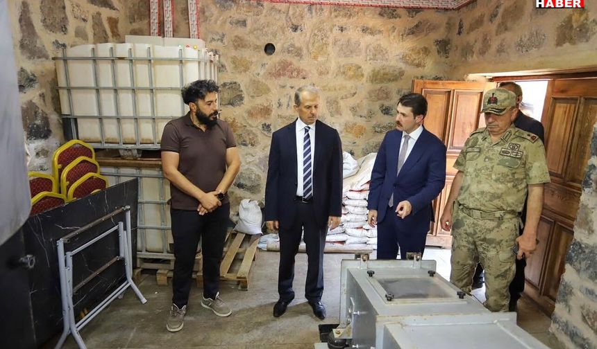 Çukurca’nın 500 yıllık taş değirmeni ziyaretçilerini ağırladı