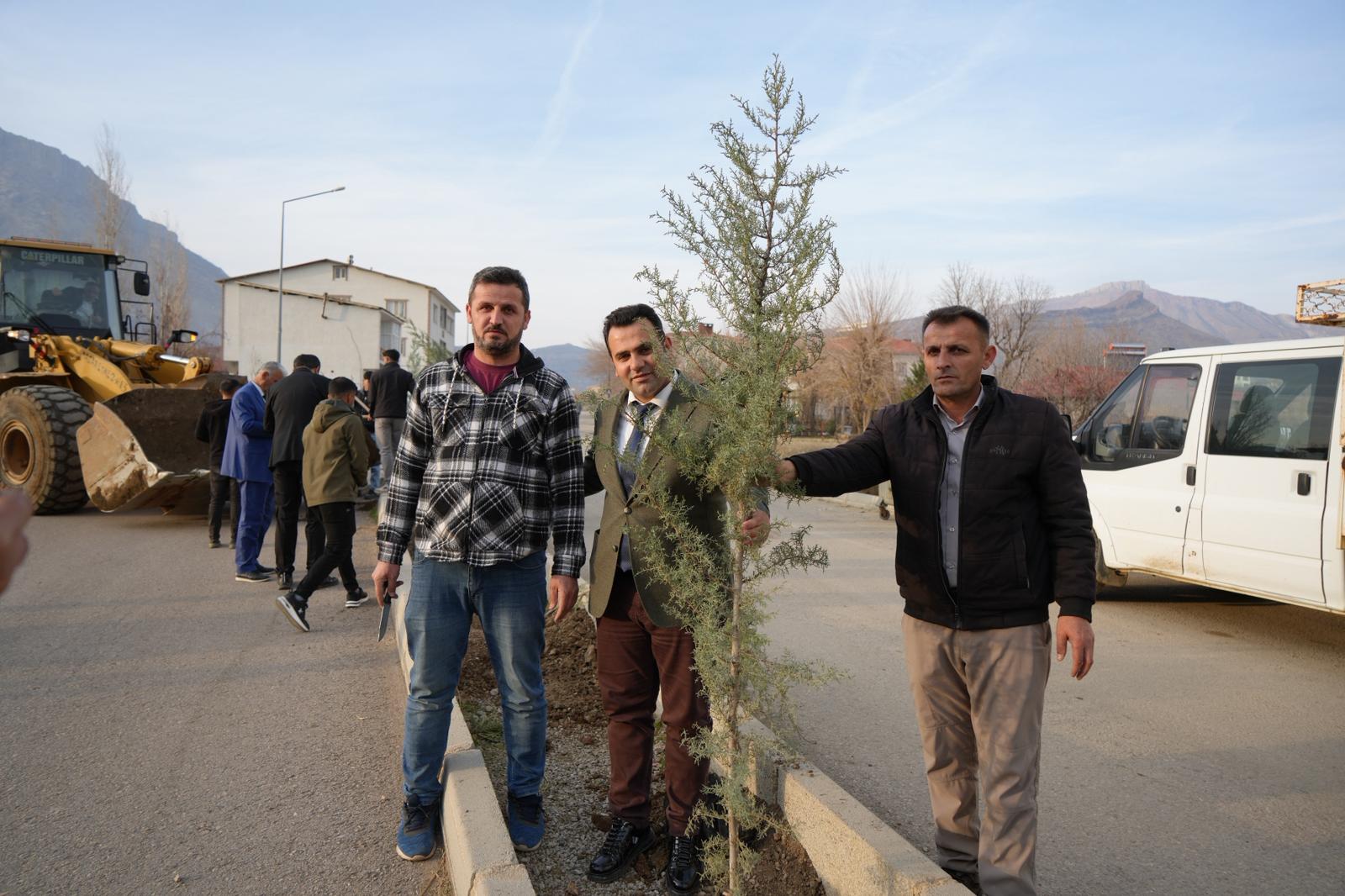 2635A5A8 79D4 46F4 B274 054757Feefd5