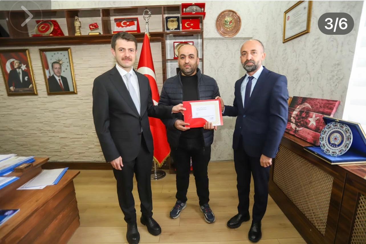 7Ae93361 305D 4937 8F78 5E46C4640C83