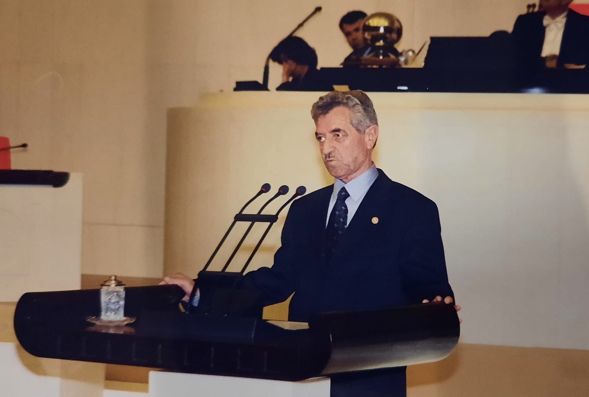 2C8Ec431 9E17 437F B9Eb Dfcb340Ac989