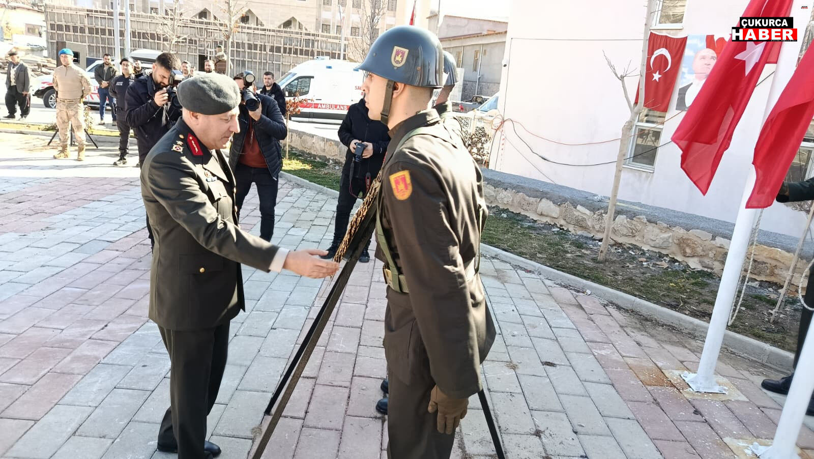 Ffe374F7 8527 40Ee A26C Ecf4C160A2Ea