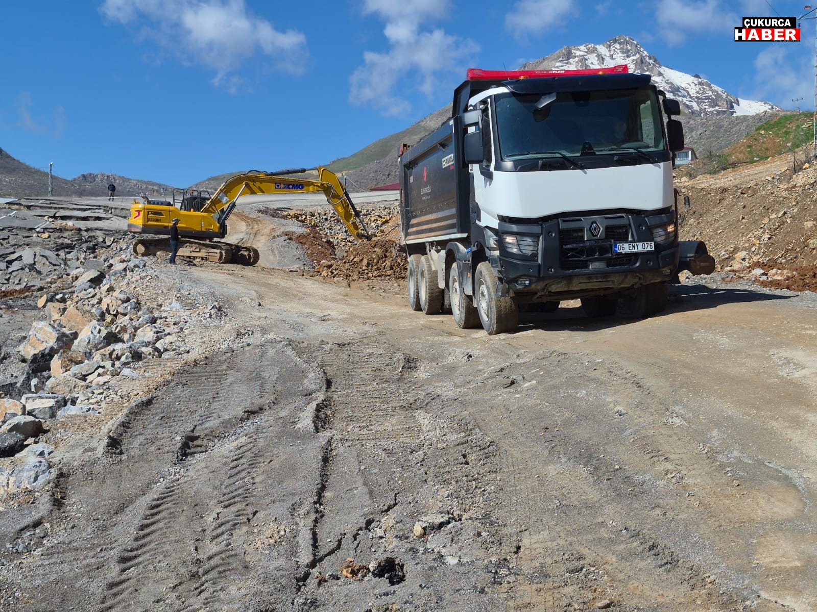 75684B8B F32E 4A96 8Aa5 E900Cb4007B9